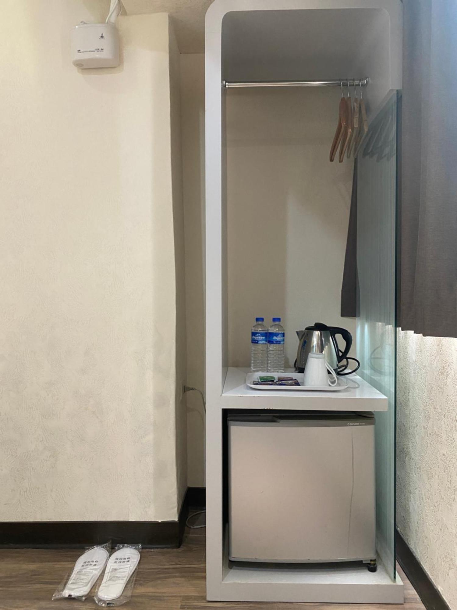 Taipei Toy Hotel Екстер'єр фото